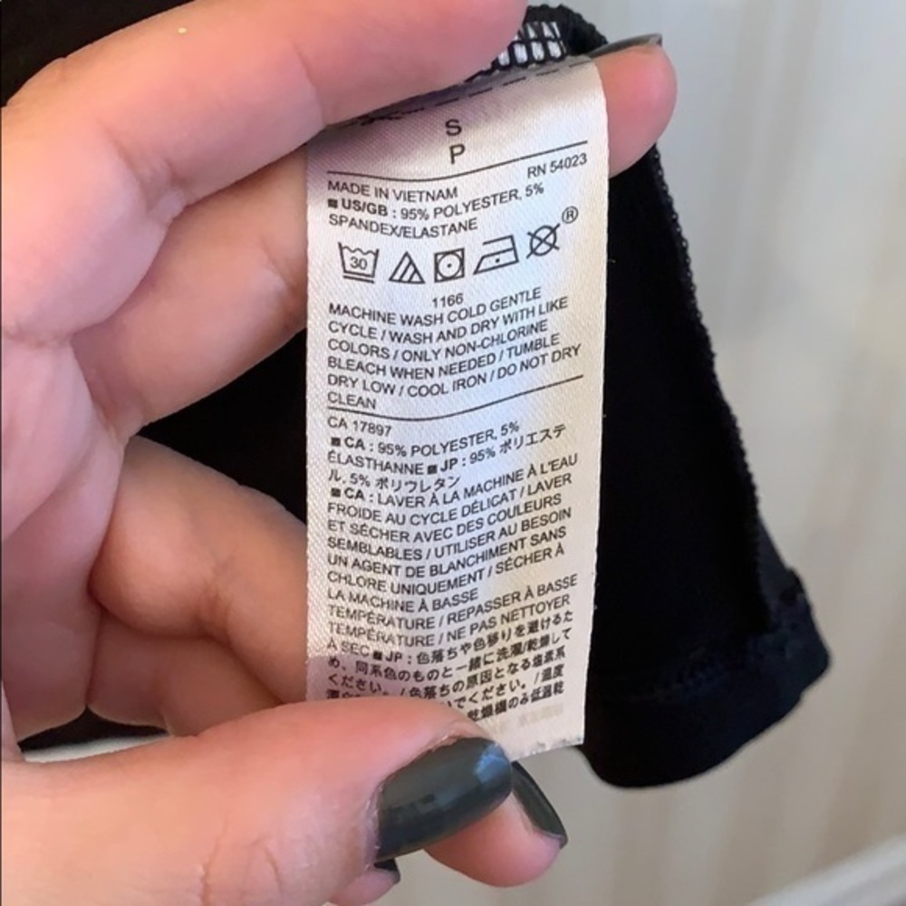 Banana‎ republic factory black top size S - Picture 5 of 8